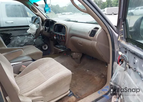 2000 Toyota Tundra Sr5 V8 from USA, damaged, VIN 5TBBT4415YS002435